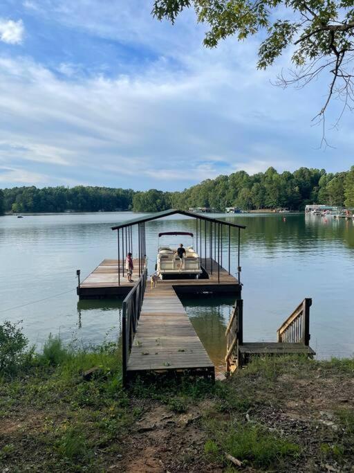 Cozy, Lake Lanier Property With Amazing Views Villa Dawsonville Exterior photo